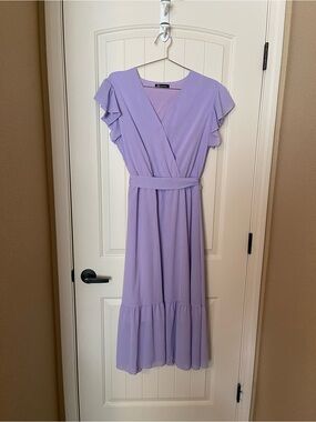 Soft Lavender Wrap Midi Dress with Flutter Sleeves